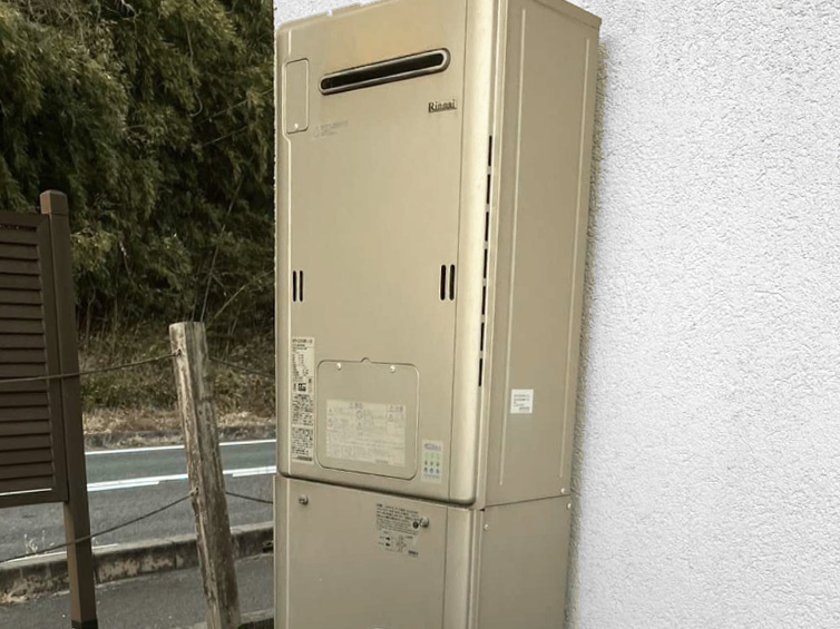 三原市沼田西町惣定 F様邸 エコキュート取付工事「before」