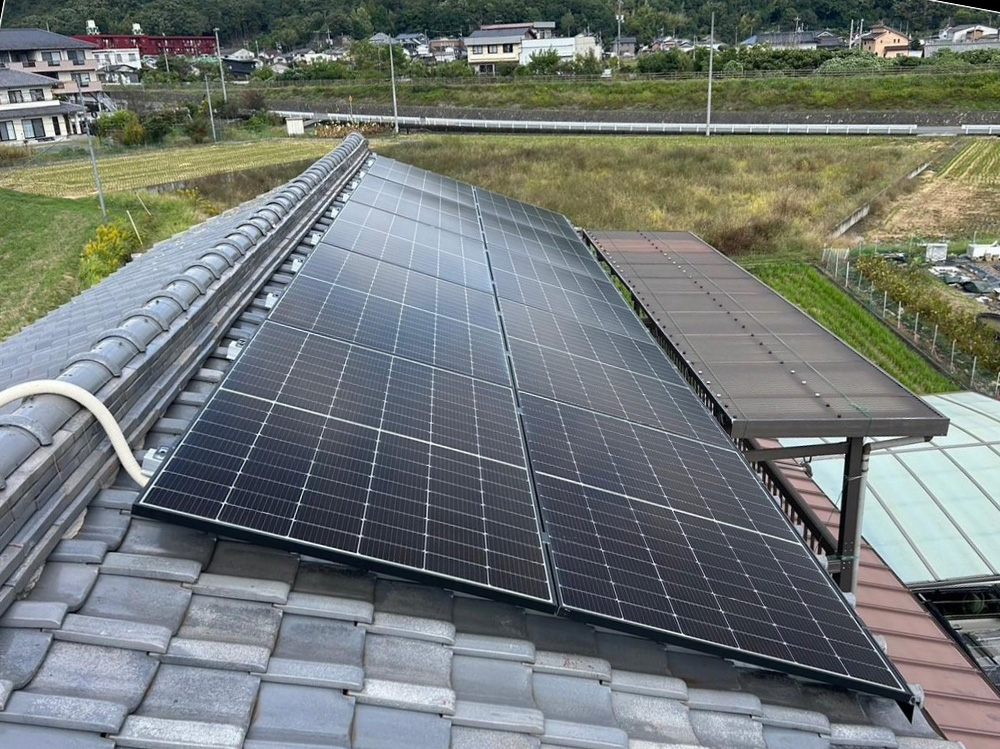 住宅用太陽光発電システム設置工事事例